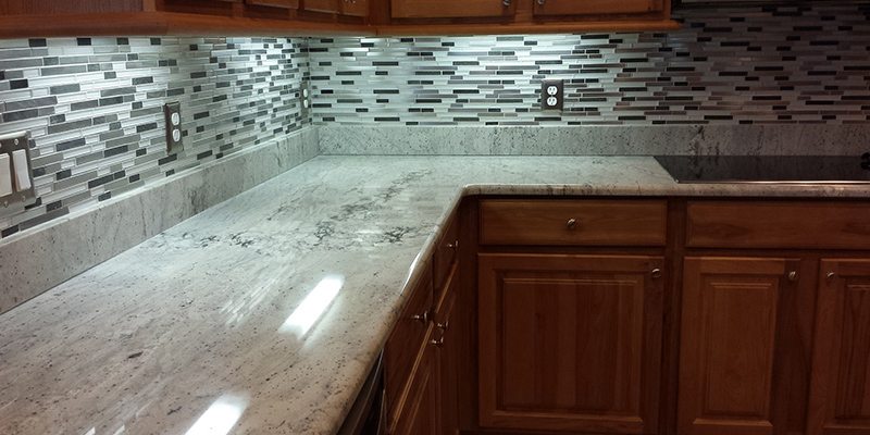 How to Choose Your Kitchen Backsplash Tile